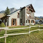 Olympia By Cardi Suites. Formigal